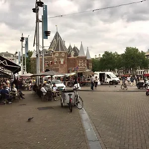 Barndesteeg Amsterdam